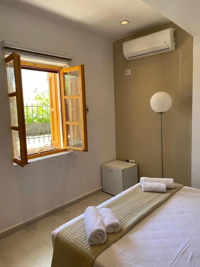 Old Town Hotel Dhermi